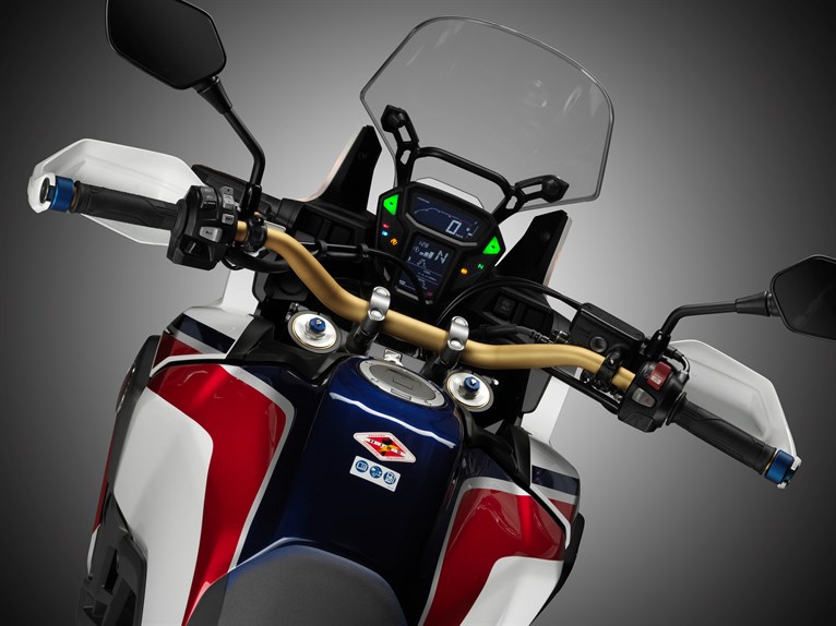 crf1000l-africa-twin-abs-2016-053.jpg