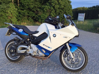 F800ST.JPG