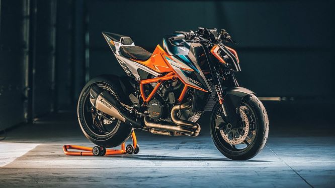 KTM-1290-Super-Duke-RR-Modelljahr-2021-169FullWidth-5ddb8510-1781732 - Kopie.jpg