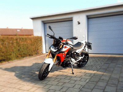 21_F900R_2.gif (239.78 KiB) 5555-mal betrachtet 21_F900R_2.gif