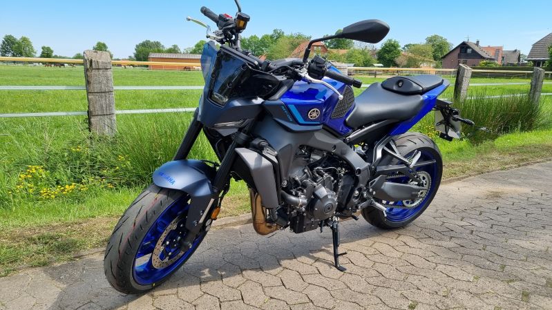 Yamaha MT-09  2024.jpg