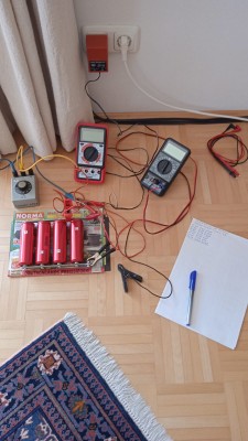 Rote Headways 2.jpg (153.72 KiB) 18071-mal betrachtet Rote Headways 2.jpg